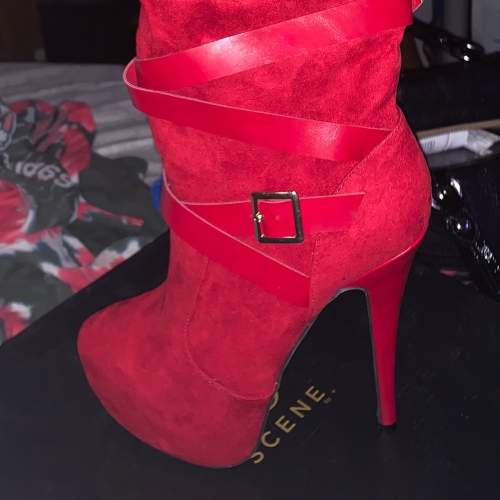 Strappy brand new high heel boots